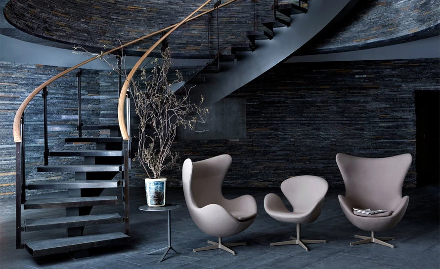 Fritz Hansen Arne Jacobsen Egg Chair - Image 6