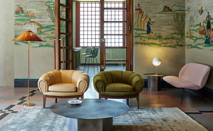 Gubi Croissant Lounge Chair - Image 6