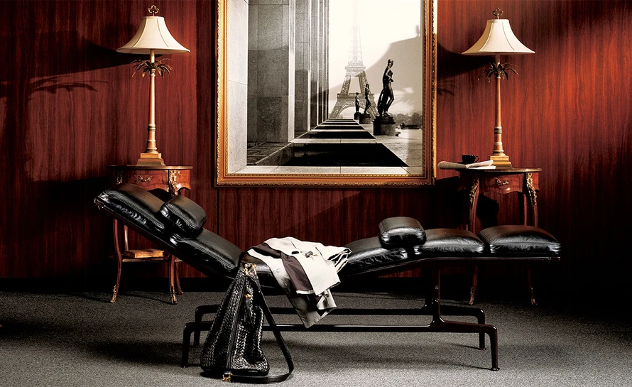 EamesĀ® Chaise - Image 6