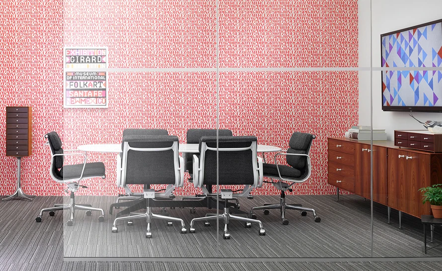 EamesĀ® Soft Pad Group Management Chair - Image 7