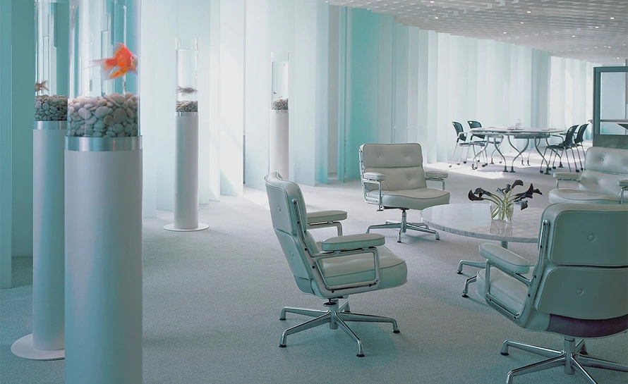 EamesĀ® Time-life Executive Chair - Image 9