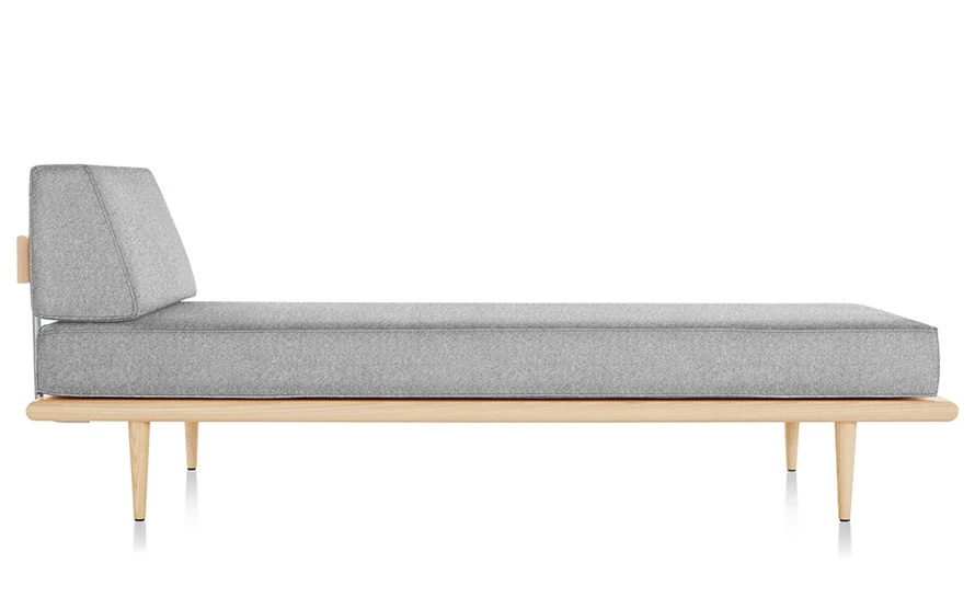 Nelson Daybed With End Bolster & Wood Taper Legs