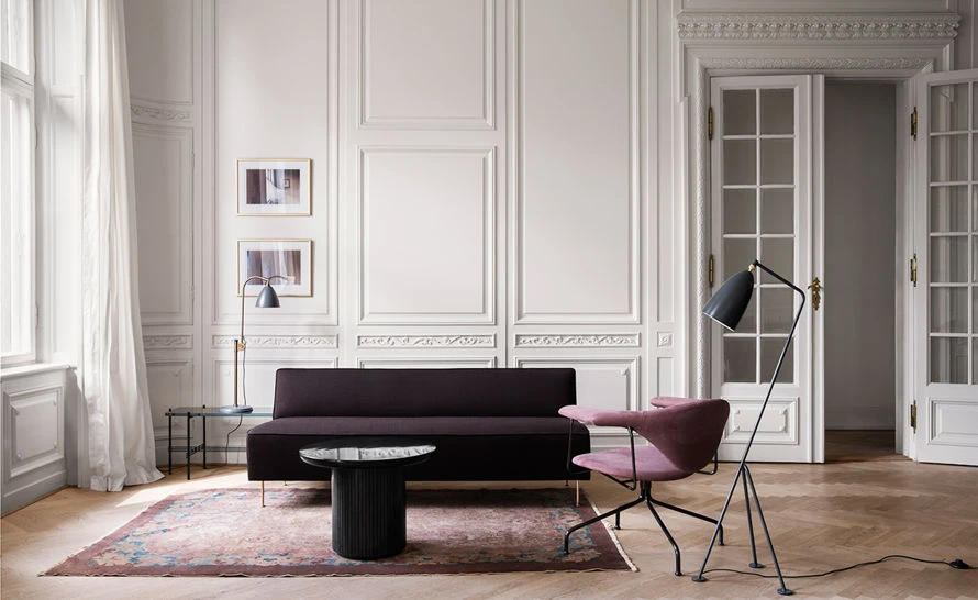 Gubi Masculo Swivel Base Lounge Chair - Image 5