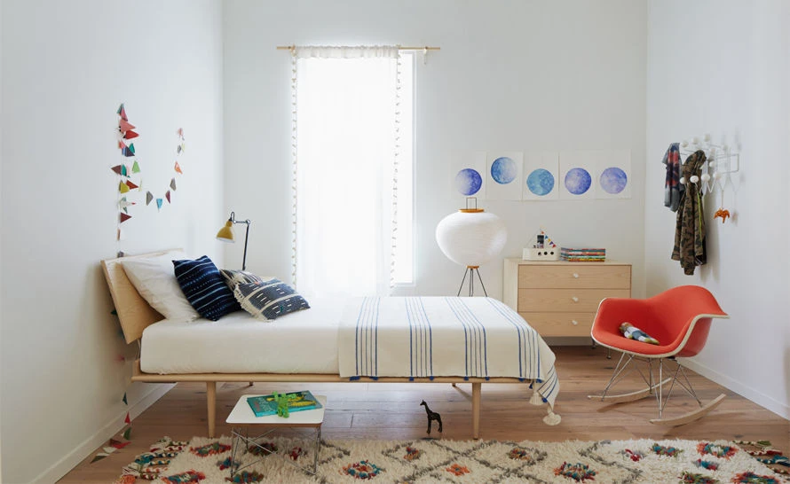 Nelson Thin Edge Chest - Image 7