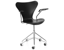 Fritz Hansen Series 7 Swivel Arm Chair Color
